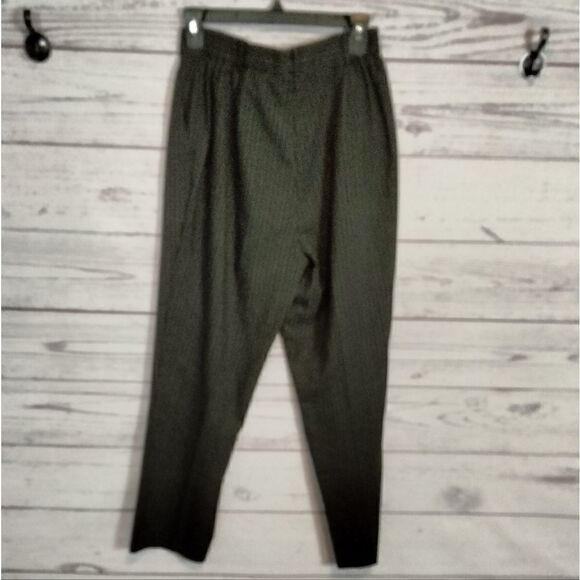 "SagāHarbor"āwoman'sĀ pantsā
š - Picture 3 of 8